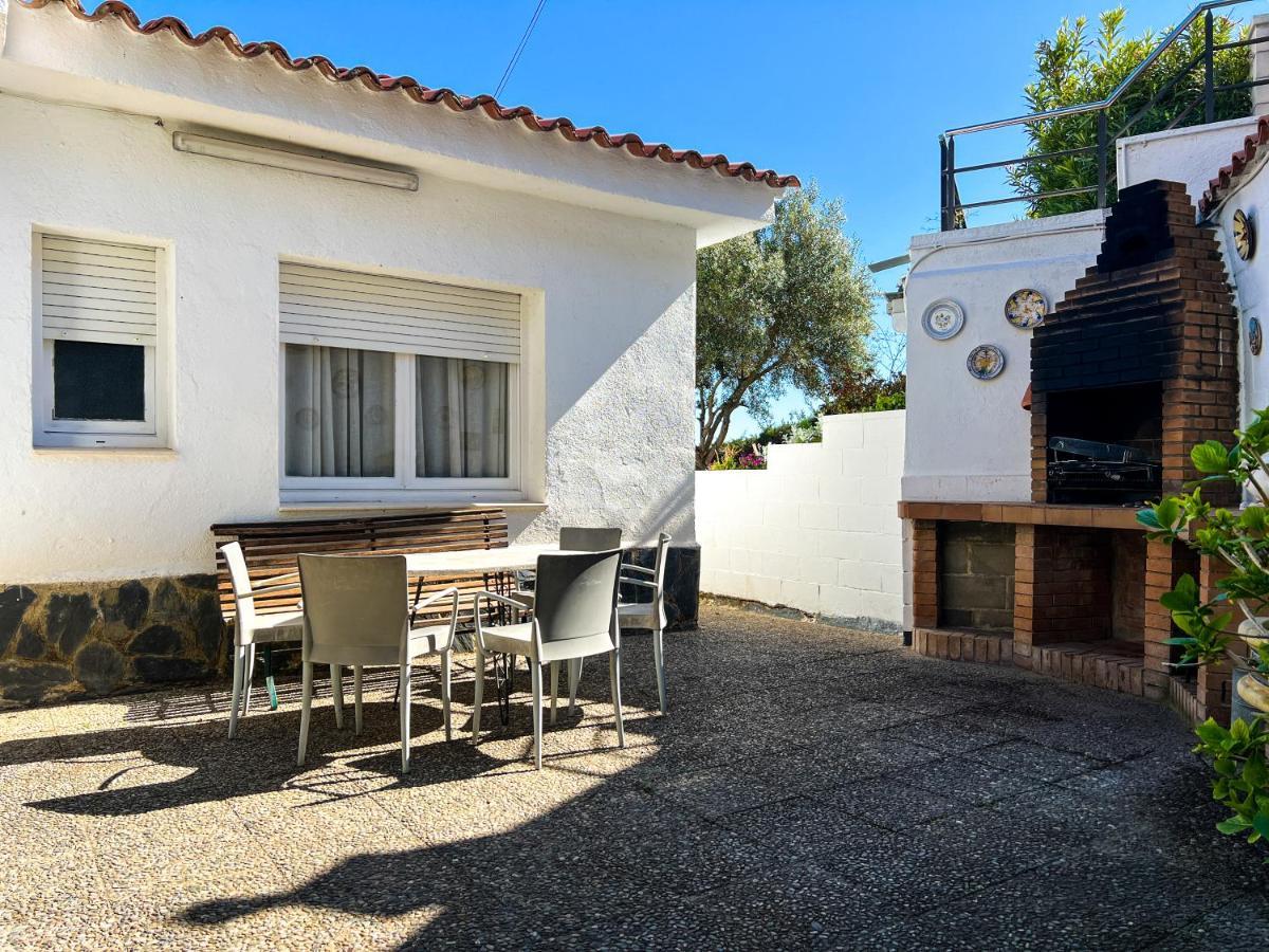 Vivalidays Casa Ricardo Villa Sant Cebria de Vallalta Exterior photo